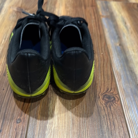 adidas Kids Shoes - Black and Yellow - Picture 4 of 6